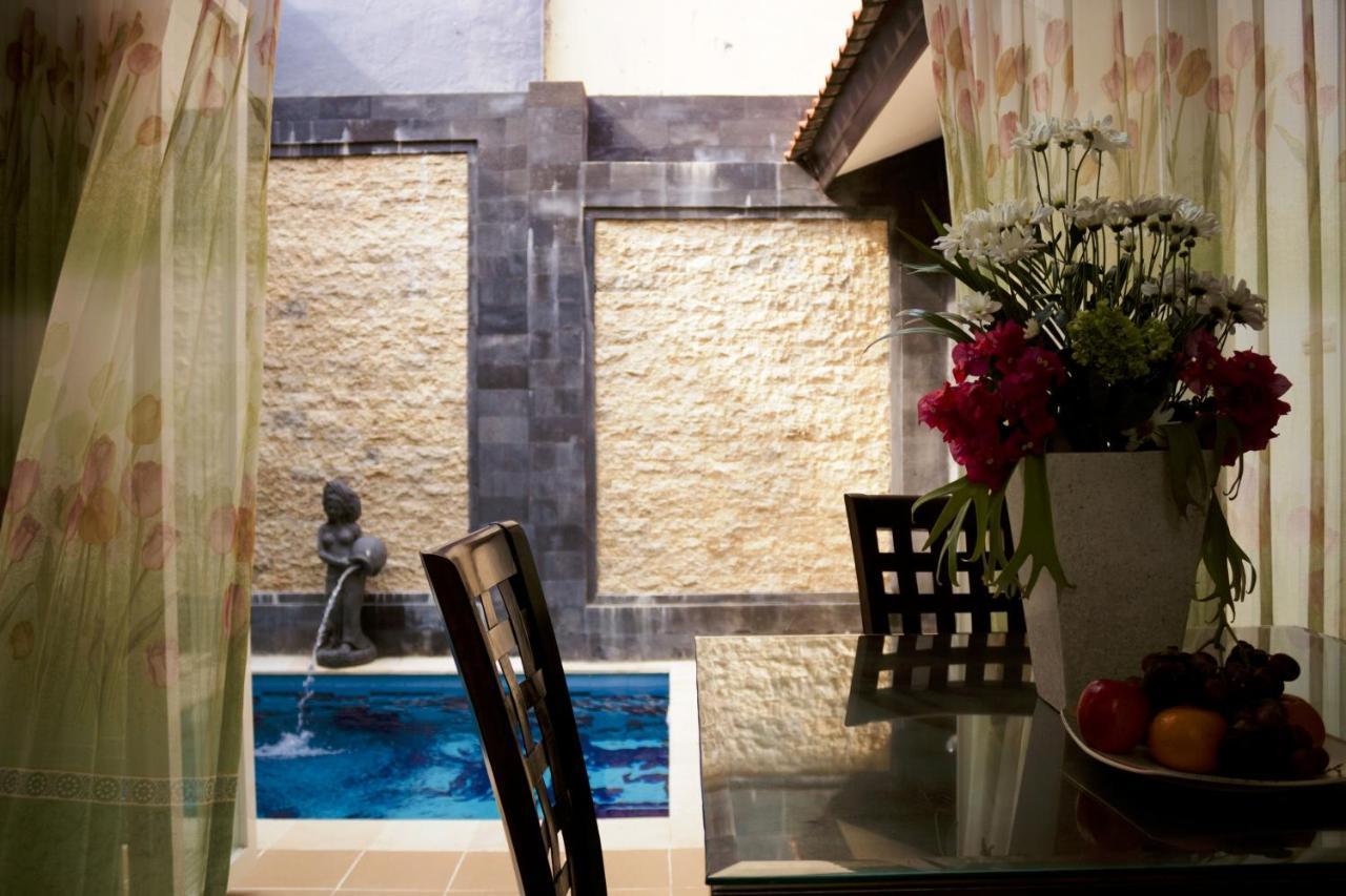 Donata House Apartamento Jimbaran Exterior foto